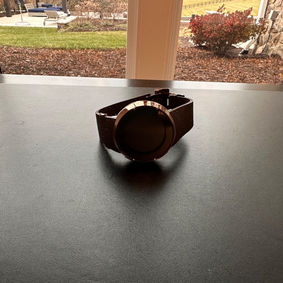 Gucci Classic Watch - Picture 3 of 3